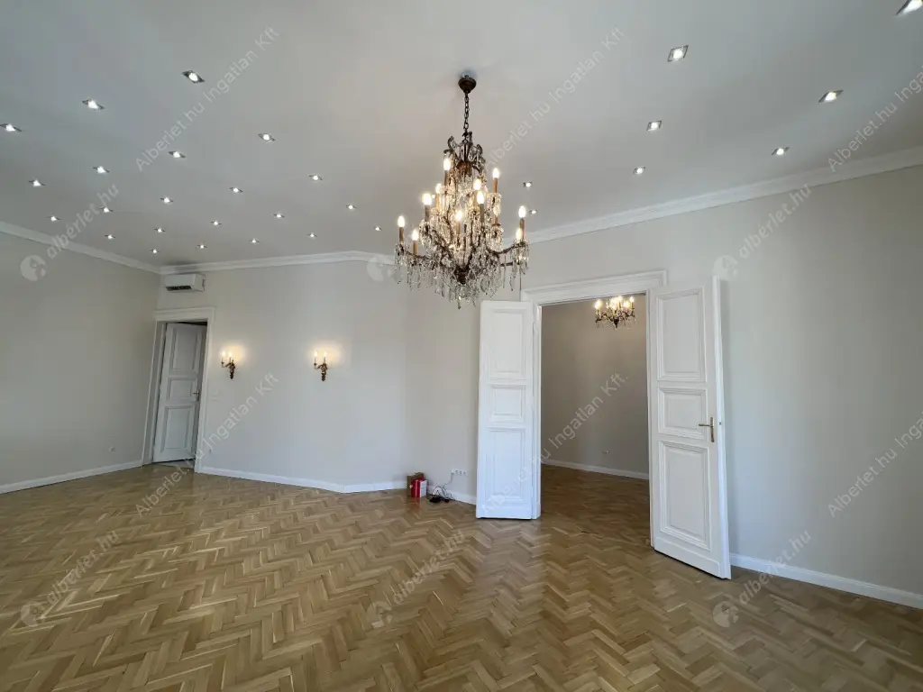 Kiadó albérlet 1146000 Ft/hó áron: Budapest, V. kerület  Veres Pálné utca. Mérete: 125 nm, 3 szobás | Alberlet.hu - 6519139