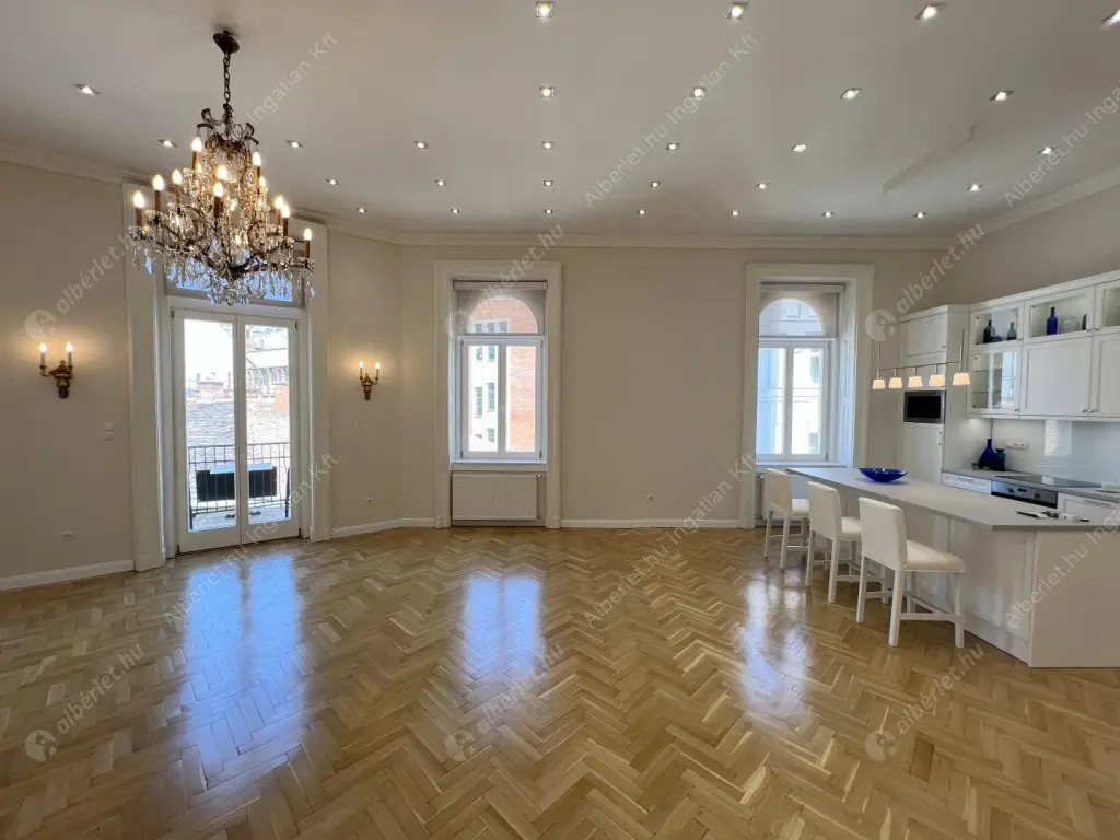 Kiadó albérlet 1146000 Ft/hó áron: Budapest, V. kerület  Veres Pálné utca. Mérete: 125 nm, 3 szobás | Alberlet.hu - 6519141