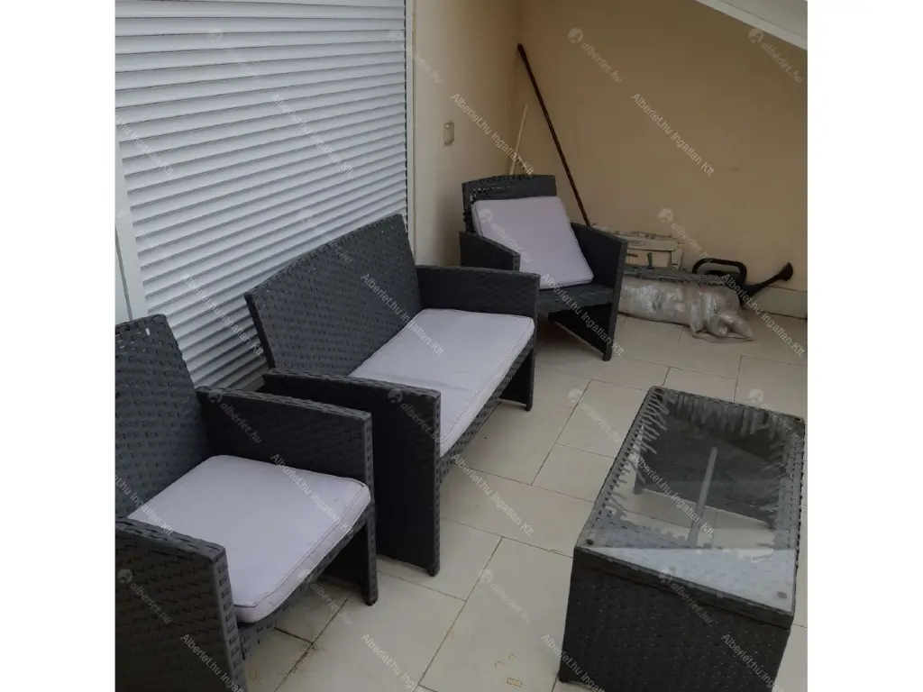 Kiadó albérlet 799000 Ft/hó áron: Budapest, V. kerület  Veres Pálné utca. Mérete: 141 nm, 4 szobás | Alberlet.hu - 6660975