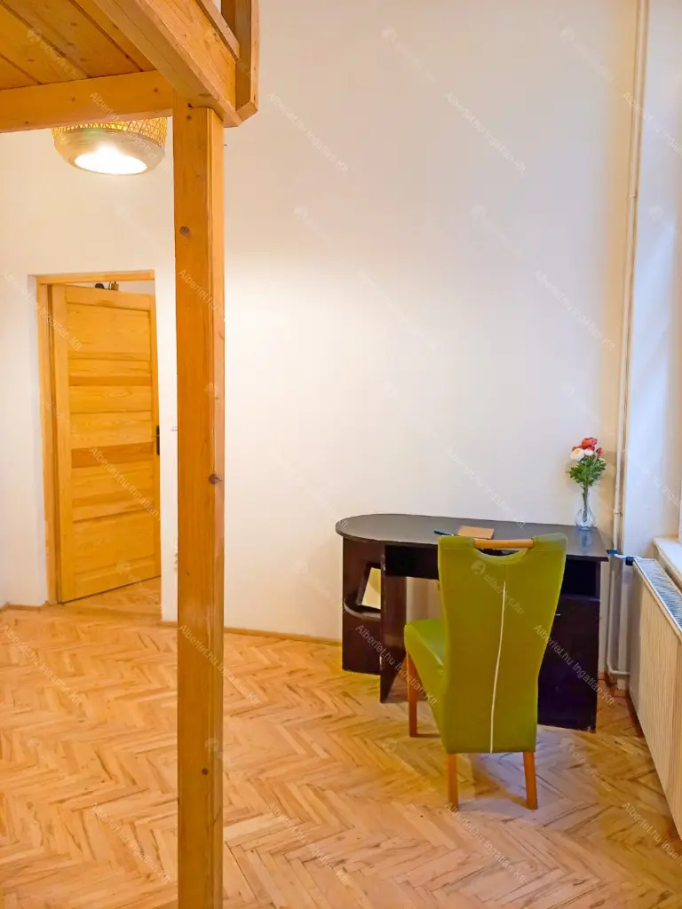 Kiadó albérlet 215000 Ft/hó áron: Budapest, V. kerület  Veres Pálné utca. Mérete: 31 nm, 1 szobás | Alberlet.hu - 6642988