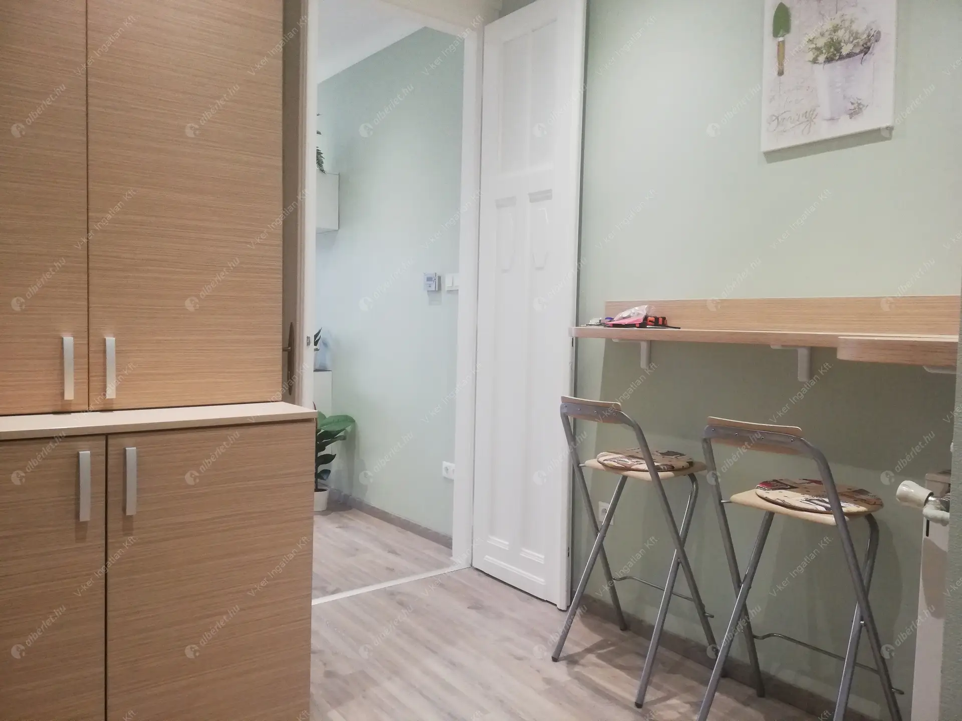 Kiadó albérlet 230000 Ft/hó áron: Budapest, V. kerület  Veres Pálné utca. Mérete: 44 nm, 1 szobás | Alberlet.hu - 5783678