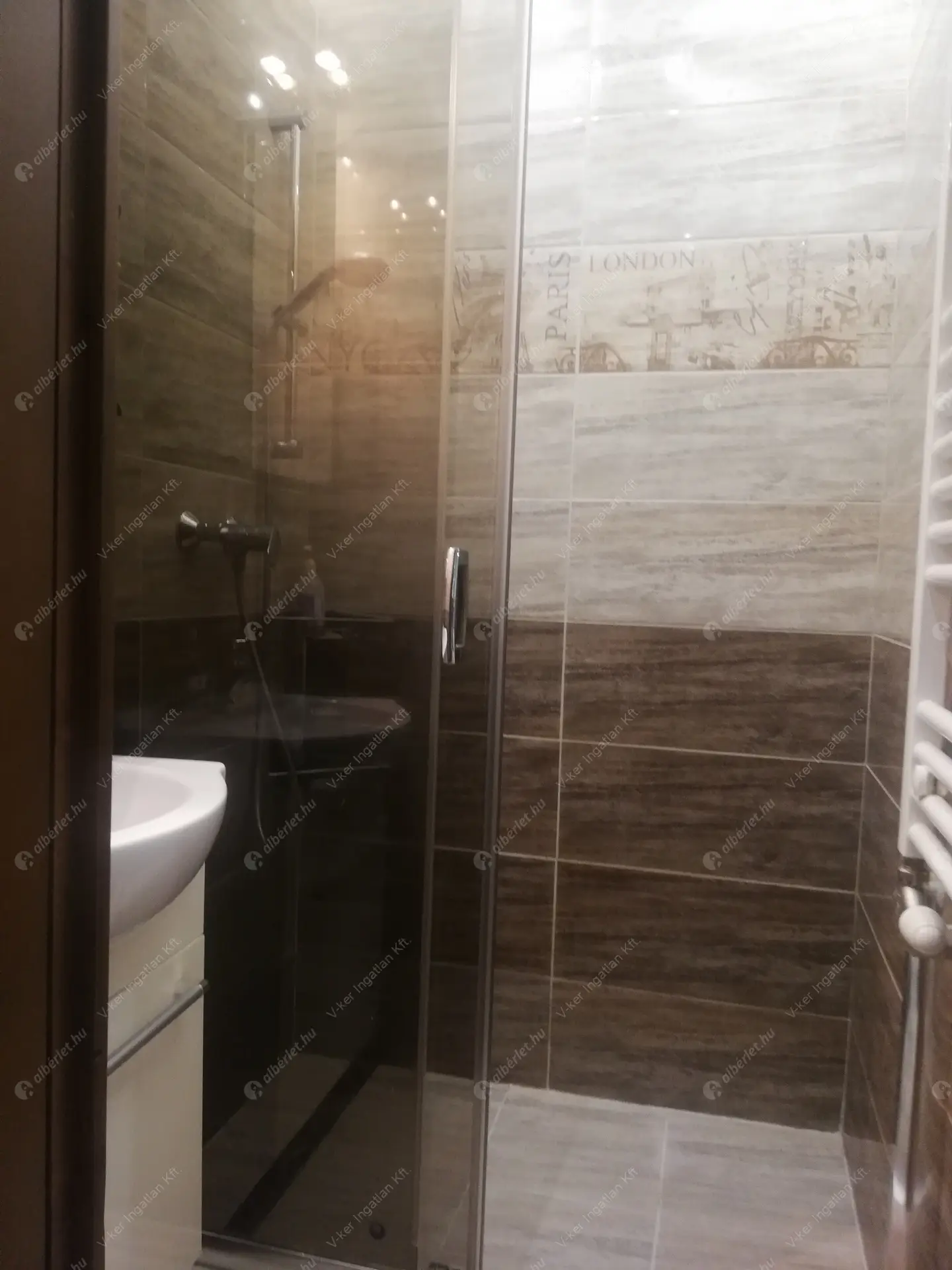 Kiadó albérlet 230000 Ft/hó áron: Budapest, V. kerület  Veres Pálné utca. Mérete: 44 nm, 1 szobás | Alberlet.hu - 5783683