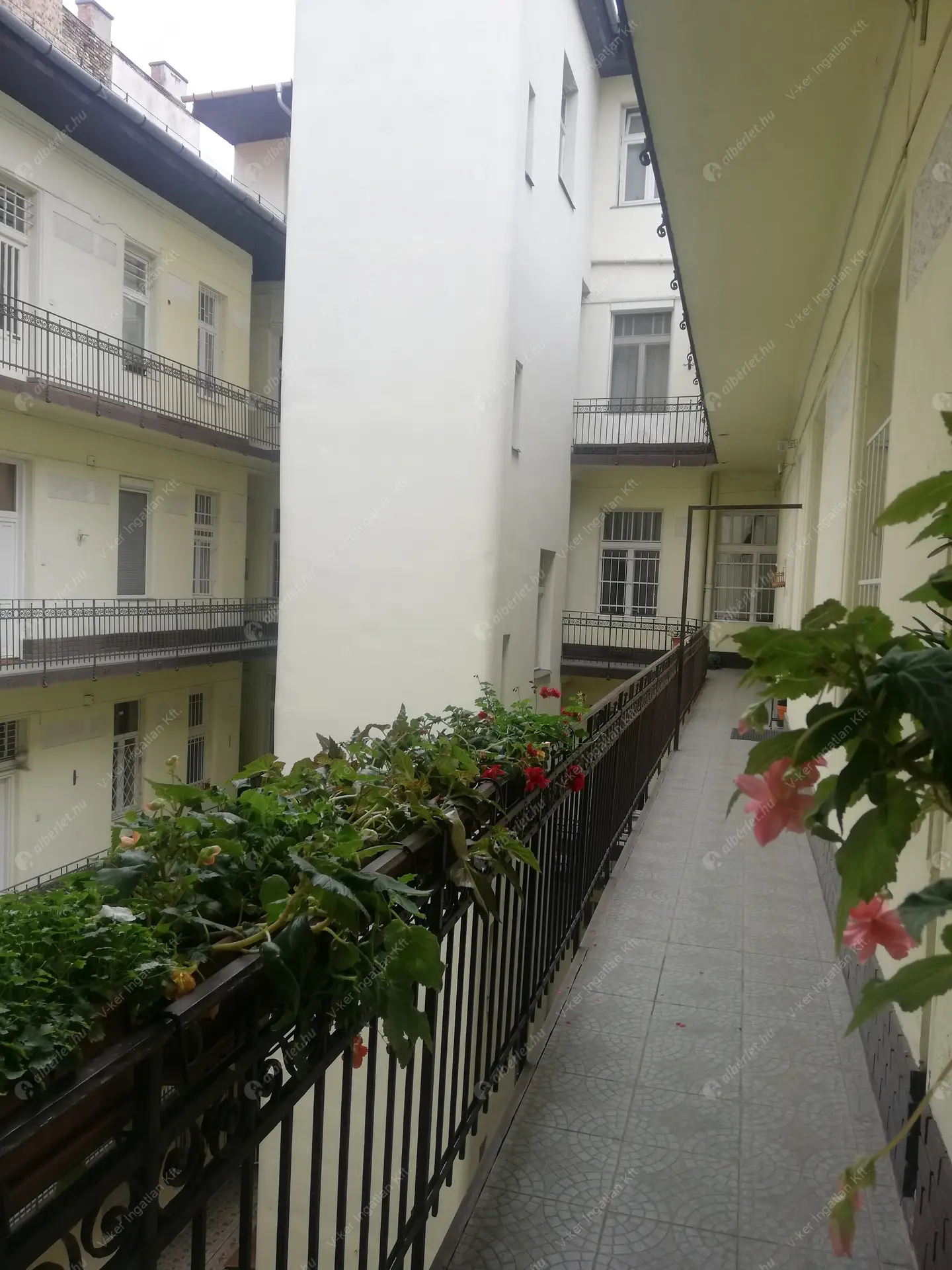 Kiadó albérlet 230000 Ft/hó áron: Budapest, V. kerület  Veres Pálné utca. Mérete: 44 nm, 1 szobás | Alberlet.hu - 5783686