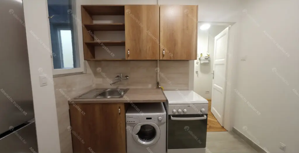 Kiadó albérlet 230000 Ft/hó áron: Budapest, V. kerület  Veres Pálné utca. Mérete: 50 nm, 2 szobás | Alberlet.hu - 6669942