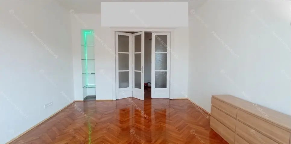 Kiadó albérlet 230000 Ft/hó áron: Budapest, V. kerület  Veres Pálné utca. Mérete: 50 nm, 2 szobás | Alberlet.hu - 6669946