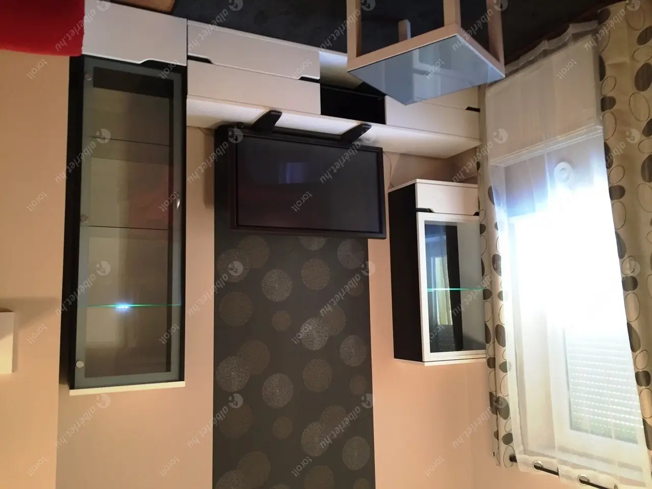 Kiadó albérlet 225000 Ft/hó áron: Budapest, V. kerület  Veres Pálné utca. Mérete: 58 nm, 2 szobás | Alberlet.hu - 3268739