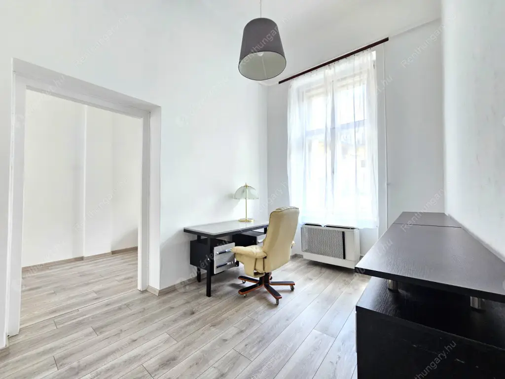 Kiadó albérlet 499000 Ft/hó áron: Budapest, V. kerület  Veres Pálné utca. Mérete: 97 nm, 4 szobás | Alberlet.hu - 6567290