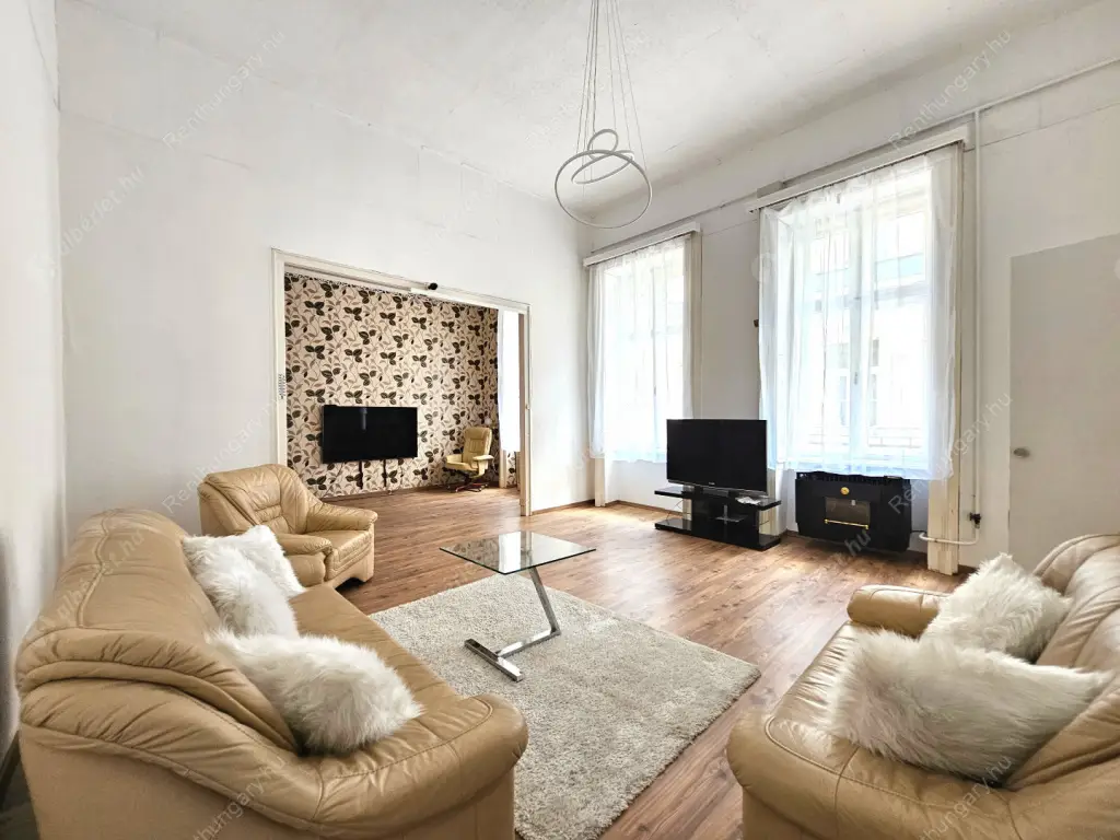 Kiadó albérlet 499000 Ft/hó áron: Budapest, V. kerület  Veres Pálné utca. Mérete: 97 nm, 4 szobás | Alberlet.hu - 6567299