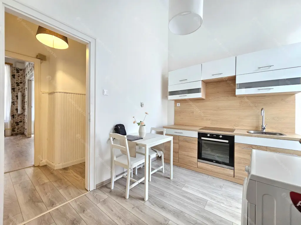 Kiadó albérlet 499000 Ft/hó áron: Budapest, V. kerület  Veres Pálné utca. Mérete: 97 nm, 4 szobás | Alberlet.hu - 6652323