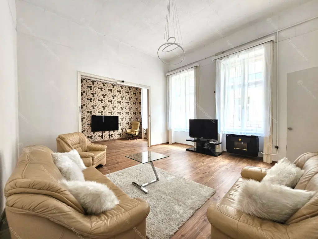 Kiadó albérlet 499000 Ft/hó áron: Budapest, V. kerület  Veres Pálné utca. Mérete: 97 nm, 4 szobás | Alberlet.hu - 6687845