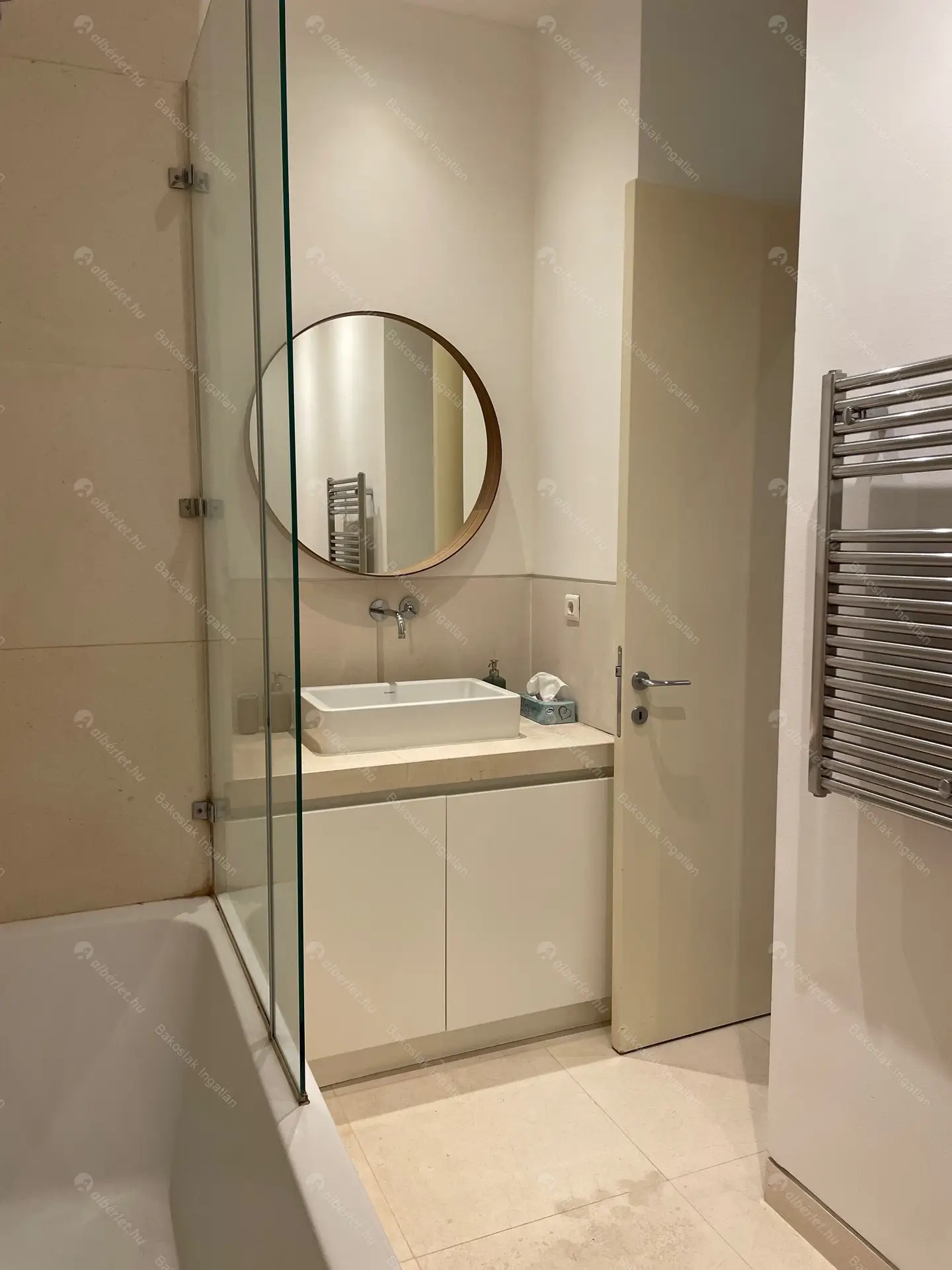 Kiadó albérlet 799000 Ft/hó áron: Budapest, V. kerület  Vigyázó Ferenc utca. Mérete: 75 nm, 2 szobás | Alberlet.hu - 6397350