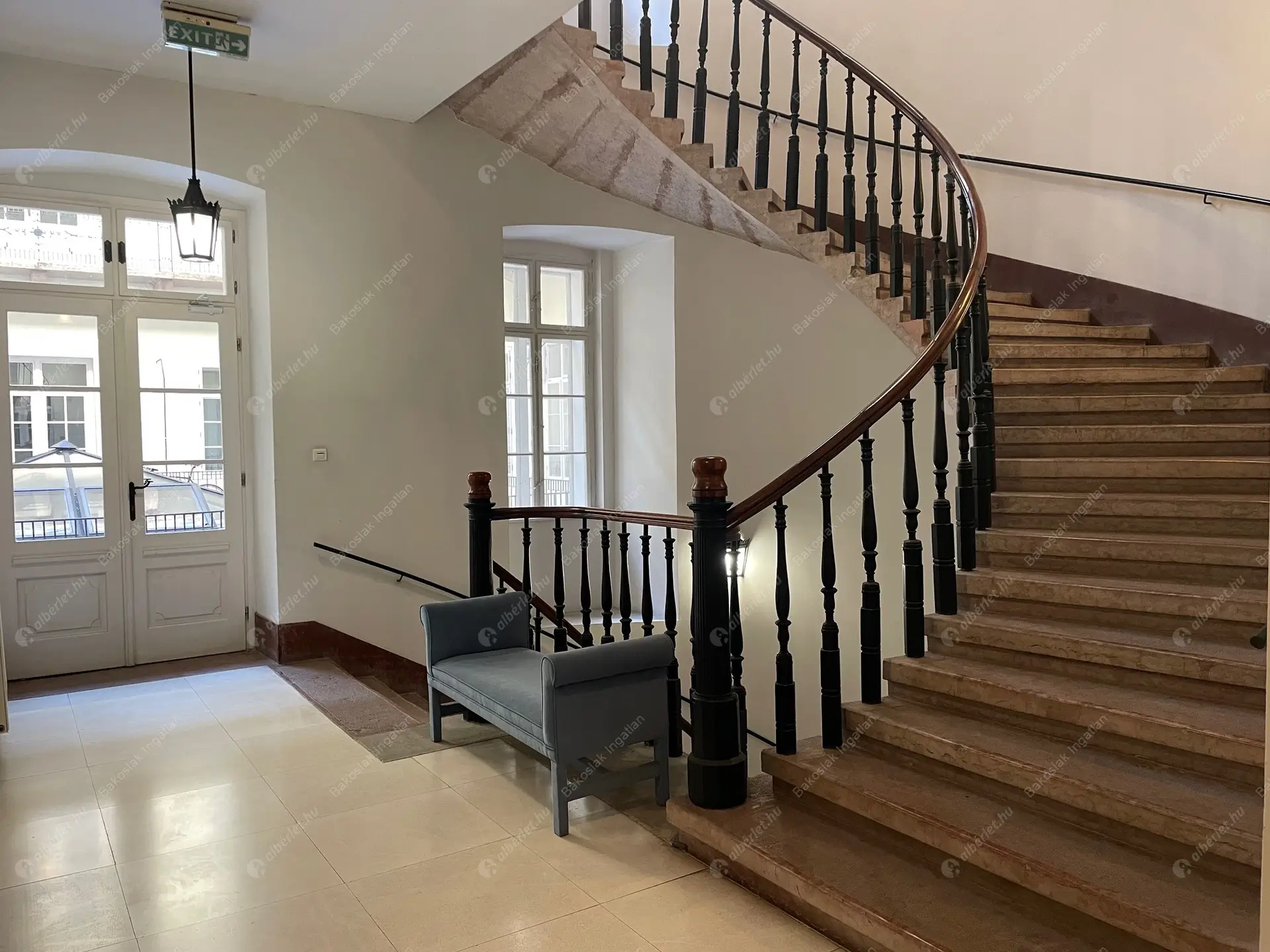 Kiadó albérlet 799000 Ft/hó áron: Budapest, V. kerület  Vigyázó Ferenc utca. Mérete: 75 nm, 2 szobás | Alberlet.hu - 6397358