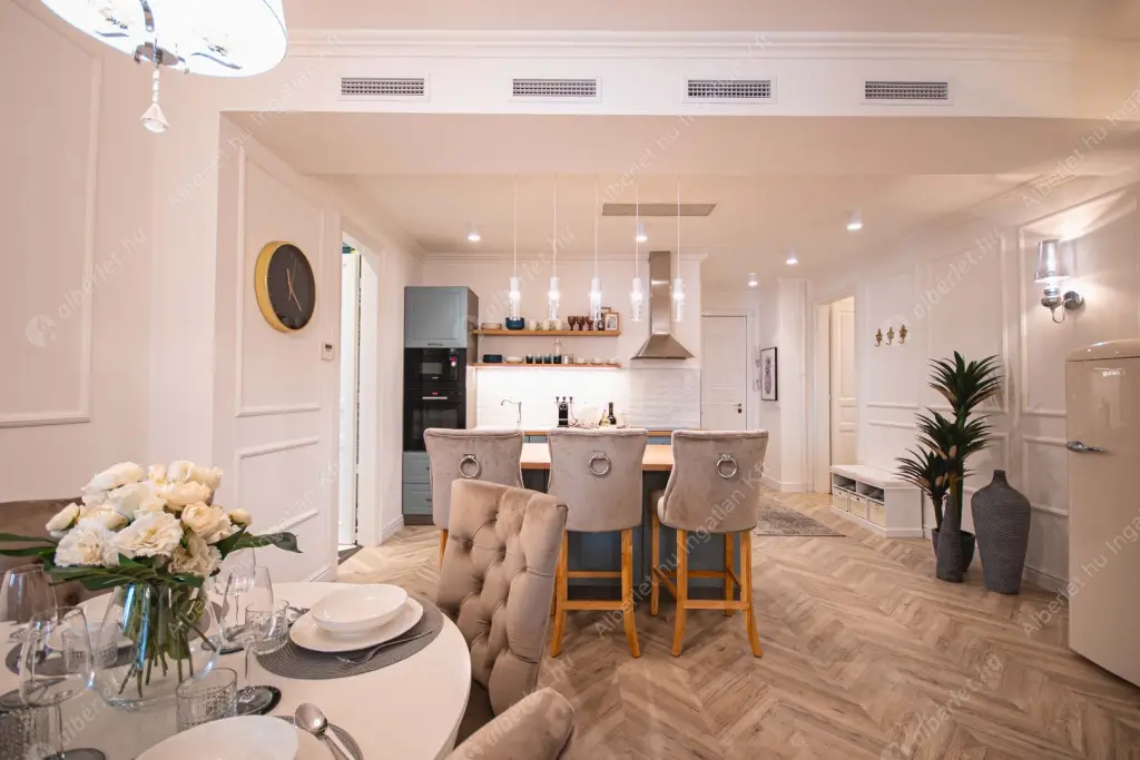 Kiadó albérlet 849000 Ft/hó áron: Budapest, V. kerület  Vitkovics Mihály utca. Mérete: 107 nm, 4 szobás | Alberlet.hu - 6623499