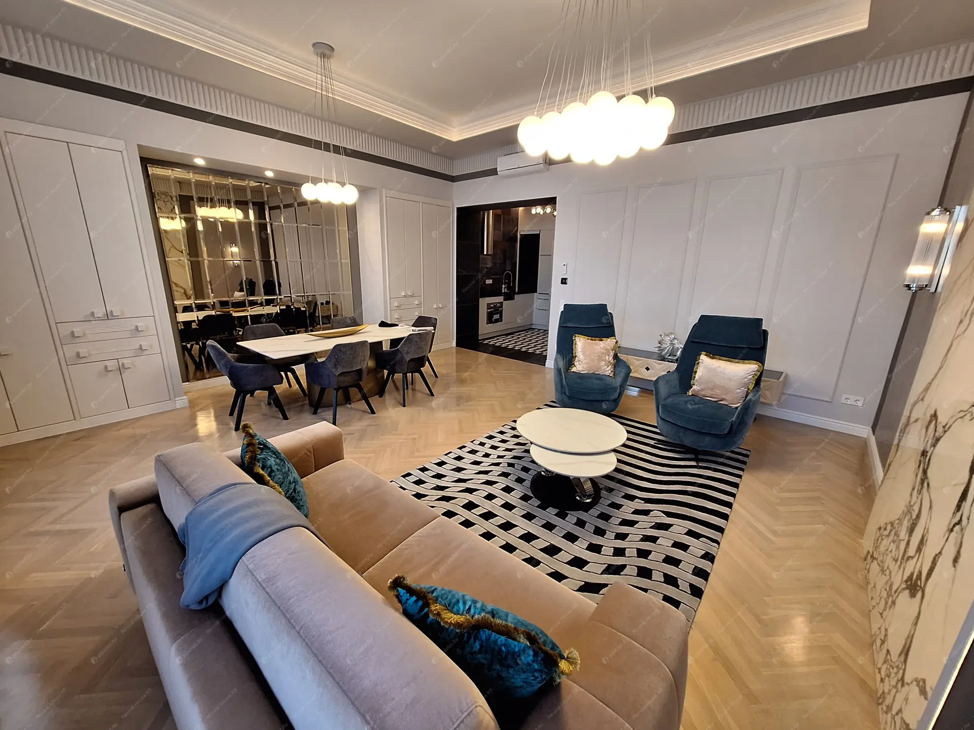 Kiadó albérlet 646000 Ft/hó áron: Budapest, V. kerület  Vörösmarty tér. Mérete: 70 nm, 2 szobás | Alberlet.hu - 6618214