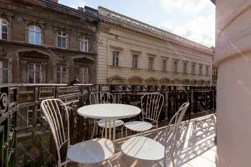 Kiadó albérlet 500000 Ft/hó áron: Budapest, V. kerület  Zoltán utca. Mérete: 80 nm, 3 szobás | Alberlet.hu - 6652430