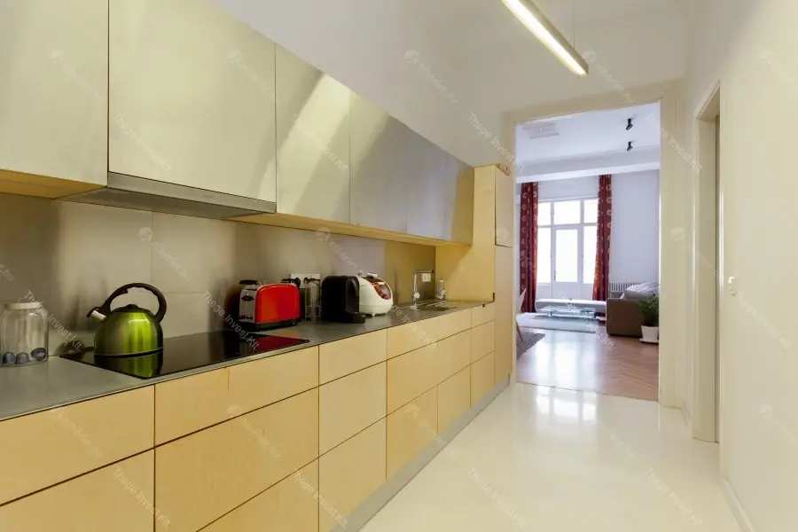 Kiadó albérlet 500000 Ft/hó áron: Budapest, V. kerület  Zoltán utca. Mérete: 80 nm, 3 szobás | Alberlet.hu - 6652434