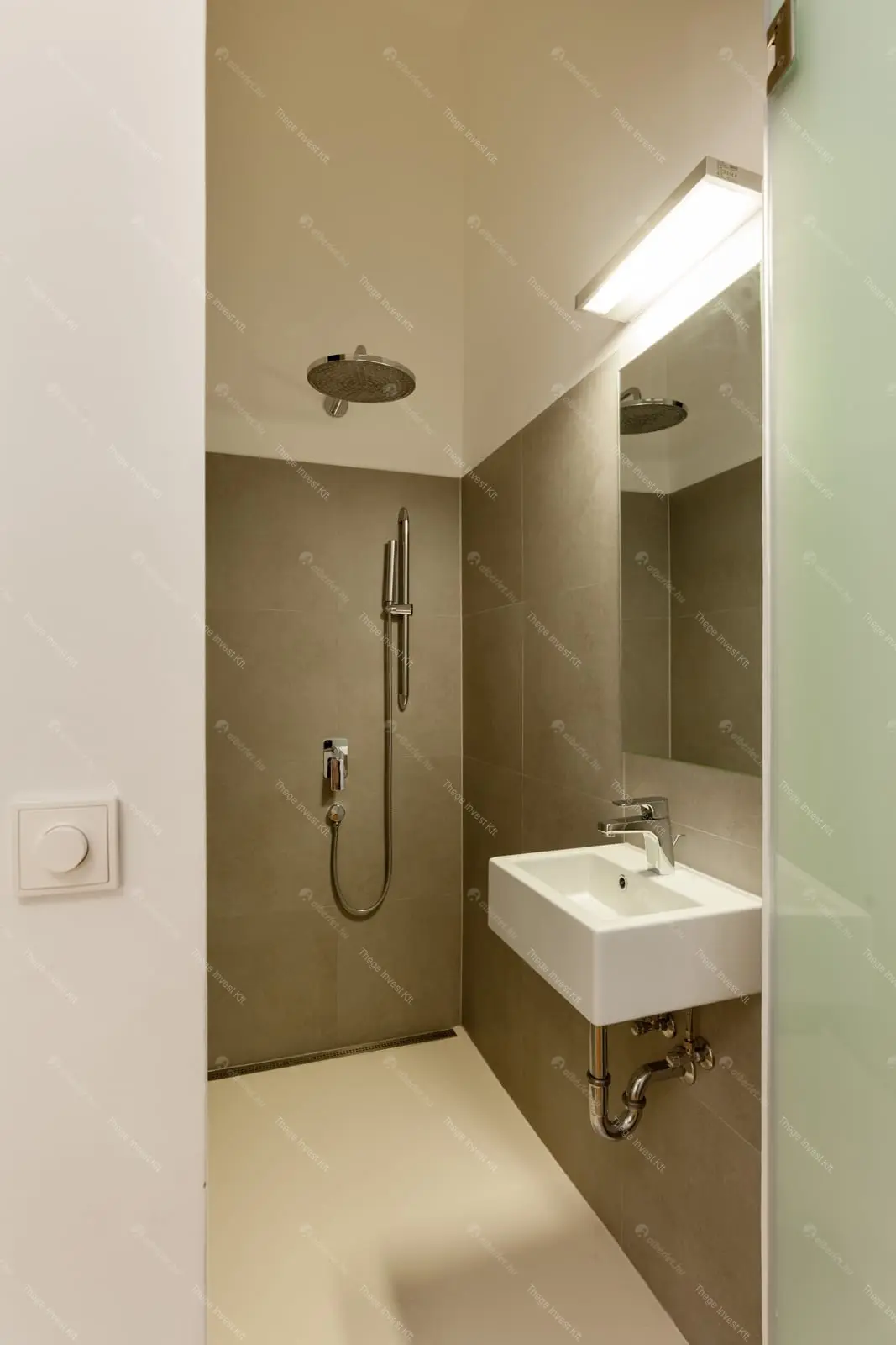 Kiadó albérlet 500000 Ft/hó áron: Budapest, V. kerület  Zoltán utca. Mérete: 80 nm, 3 szobás | Alberlet.hu - 6652436