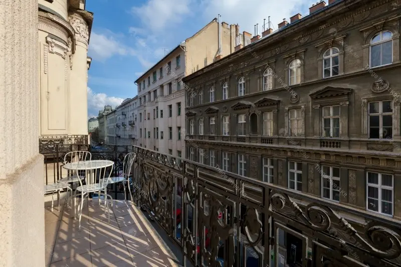 Kiadó albérlet 500000 Ft/hó áron: Budapest, V. kerület  Zoltán utca. Mérete: 80 nm, 3 szobás | Alberlet.hu - 6652441