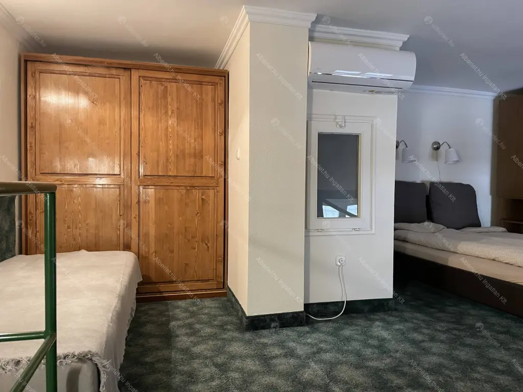 Kiadó albérlet 300000 Ft/hó áron: Budapest, V. kerület  Zrínyi utca. Mérete: 50 nm, 1 szobás | Alberlet.hu - 6643607