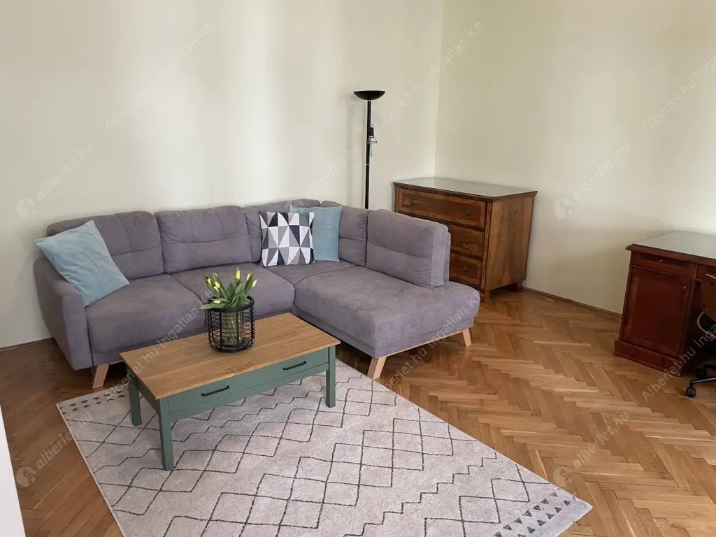 Kiadó albérlet 300000 Ft/hó áron: Budapest, V. kerület  Zrínyi utca. Mérete: 68 nm, 2 szobás | Alberlet.hu - 6624302