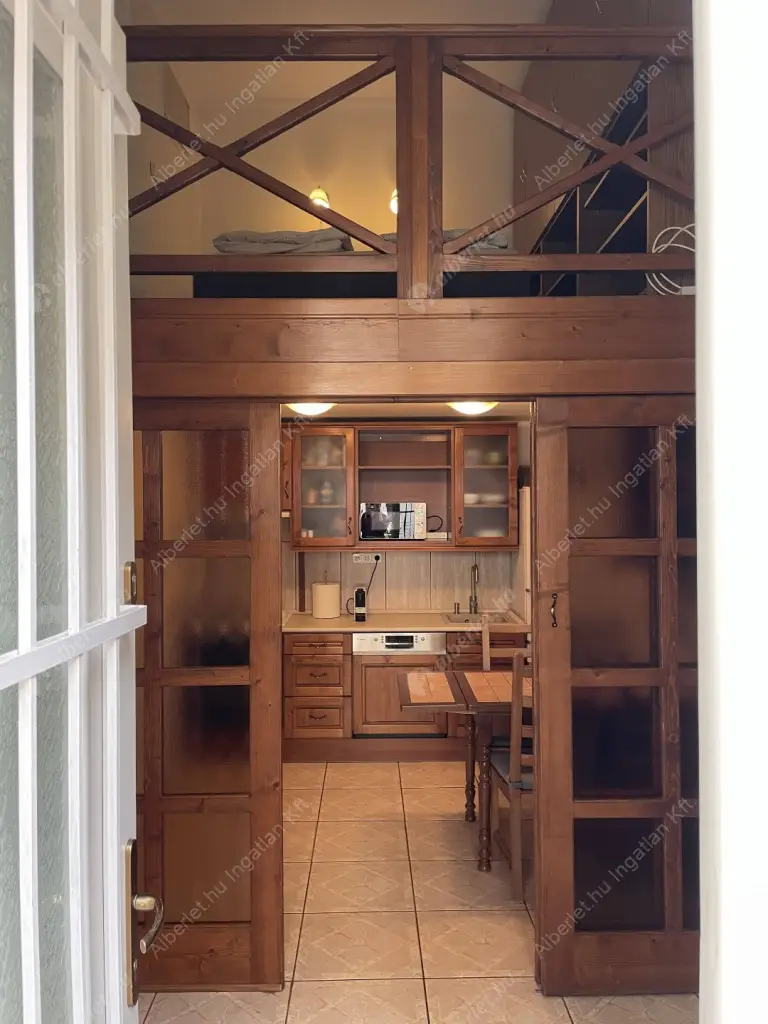 Kiadó albérlet 300000 Ft/hó áron: Budapest, V. kerület  Zrínyi utca. Mérete: 68 nm, 2 szobás | Alberlet.hu - 6624306