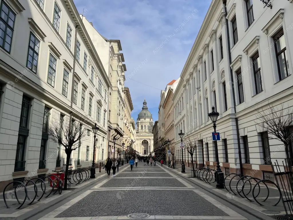 Kiadó albérlet 300000 Ft/hó áron: Budapest, V. kerület  Zrínyi utca. Mérete: 68 nm, 2 szobás | Alberlet.hu - 6624314