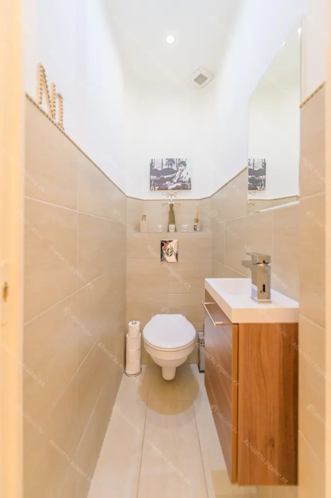 Kiadó albérlet 770000 Ft/hó áron: Budapest, VI. kerület  Andrássy út. Mérete: 105 nm, 3 szobás | Alberlet.hu - 6655078