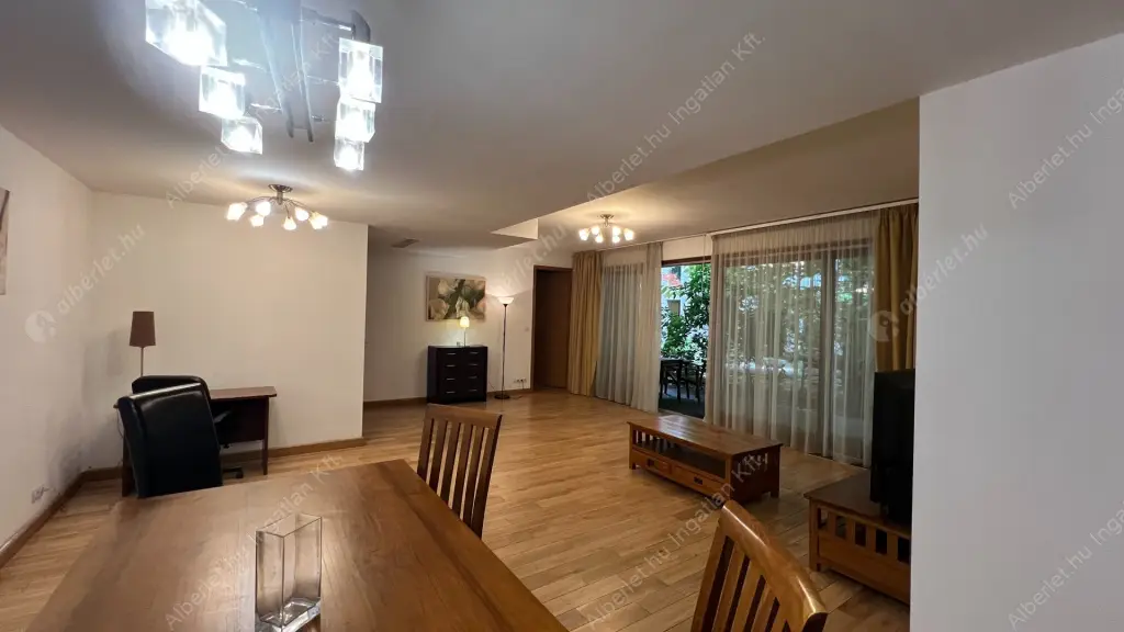Kiadó albérlet 720000 Ft/hó áron: Budapest, VI. kerület  Andrássy út. Mérete: 106 nm, 3 szobás | Alberlet.hu - 6569274