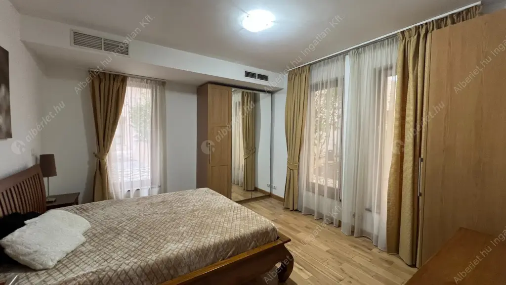 Kiadó albérlet 720000 Ft/hó áron: Budapest, VI. kerület  Andrássy út. Mérete: 106 nm, 3 szobás | Alberlet.hu - 6569277