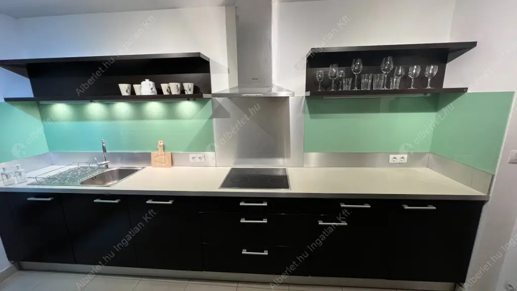 Kiadó albérlet 720000 Ft/hó áron: Budapest, VI. kerület  Andrássy út. Mérete: 106 nm, 3 szobás | Alberlet.hu - 6569282