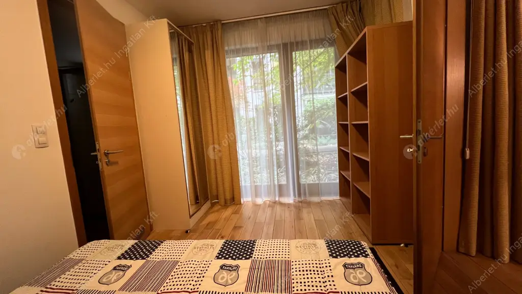 Kiadó albérlet 720000 Ft/hó áron: Budapest, VI. kerület  Andrássy út. Mérete: 106 nm, 3 szobás | Alberlet.hu - 6610605