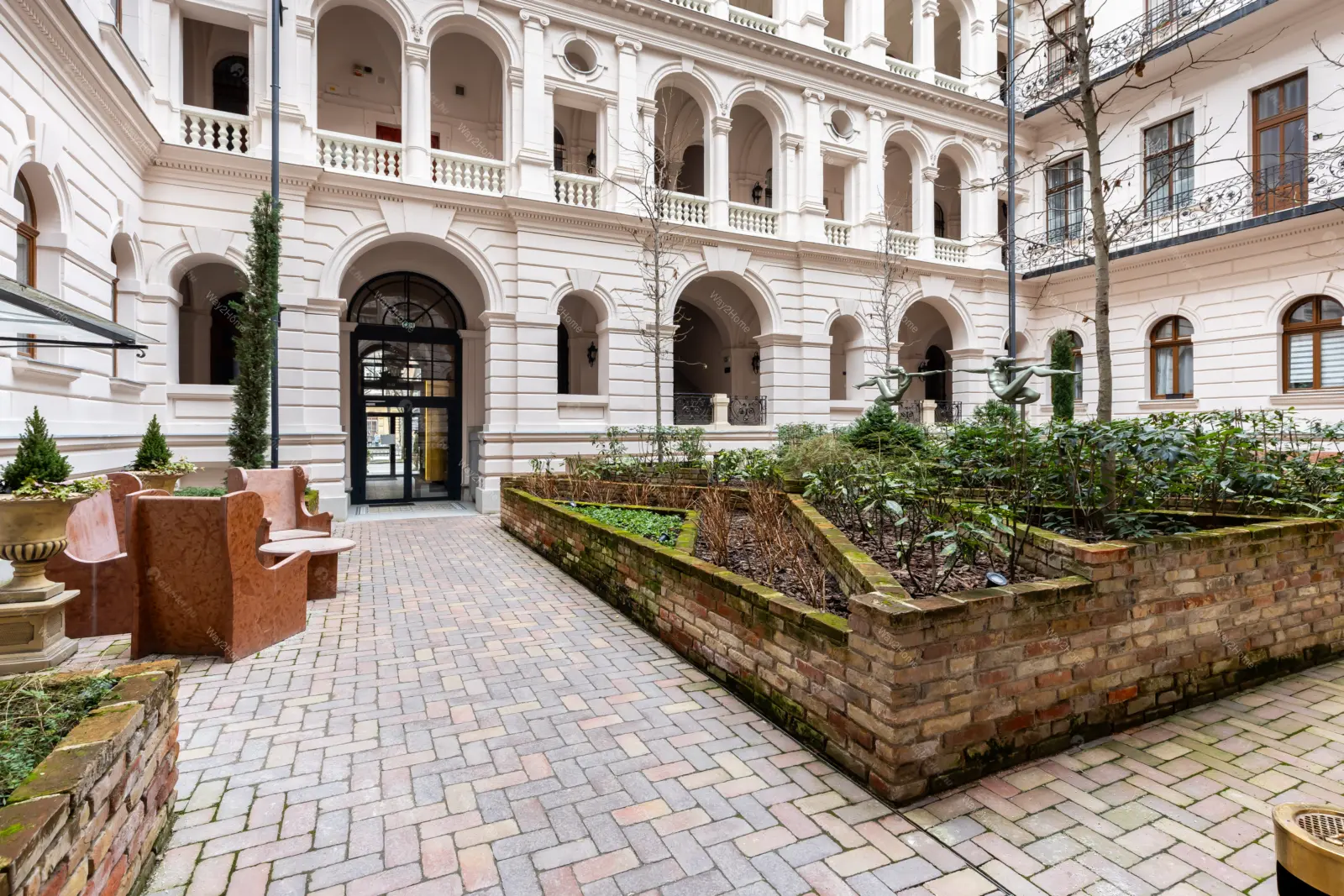 Kiadó albérlet 599000 Ft/hó áron: Budapest, VI. kerület  Andrássy út. Mérete: 108 nm, 2 szobás | Alberlet.hu - 6649698