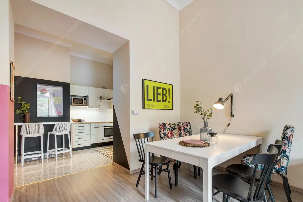 Kiadó albérlet 480000 Ft/hó áron: Budapest, VI. kerület  Andrássy út. Mérete: 108 nm, 3 szobás | Alberlet.hu - 6631061