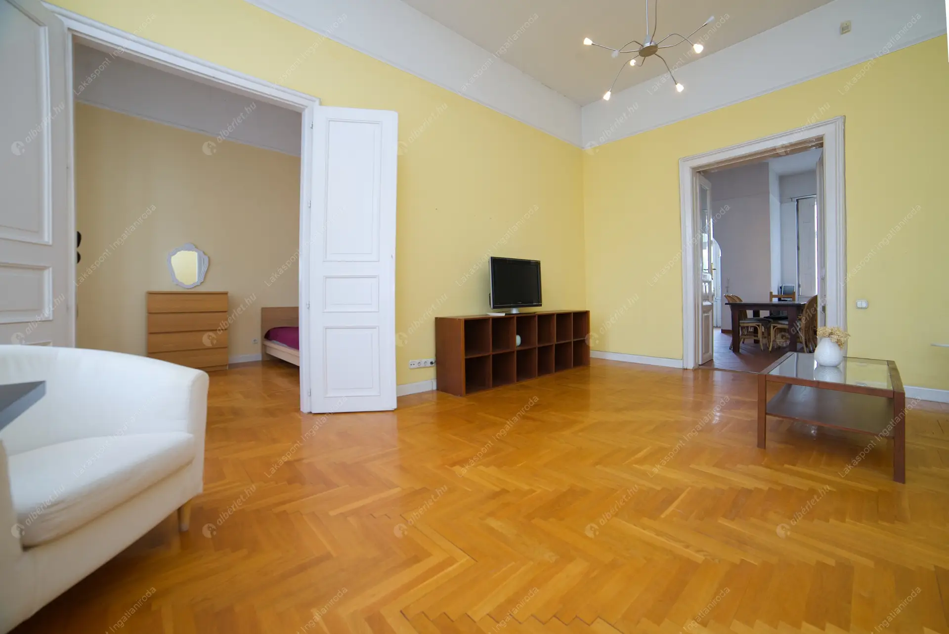 Kiadó albérlet 572000 Ft/hó áron: Budapest, VI. kerület  Andrássy út. Mérete: 108 nm, 4 szobás | Alberlet.hu - 6592013