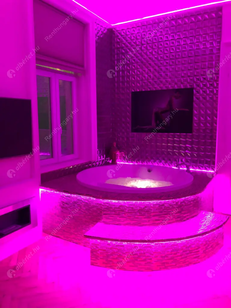 Kiadó albérlet 790000 Ft/hó áron: Budapest, VI. kerület  Andrássy út. Mérete: 110 nm, 2 szobás | Alberlet.hu - 6553728