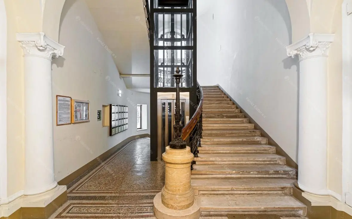 Kiadó albérlet 1497000 Ft/hó áron: Budapest, VI. kerület  Andrássy út. Mérete: 111 nm, 3 szobás | Alberlet.hu - 6660136