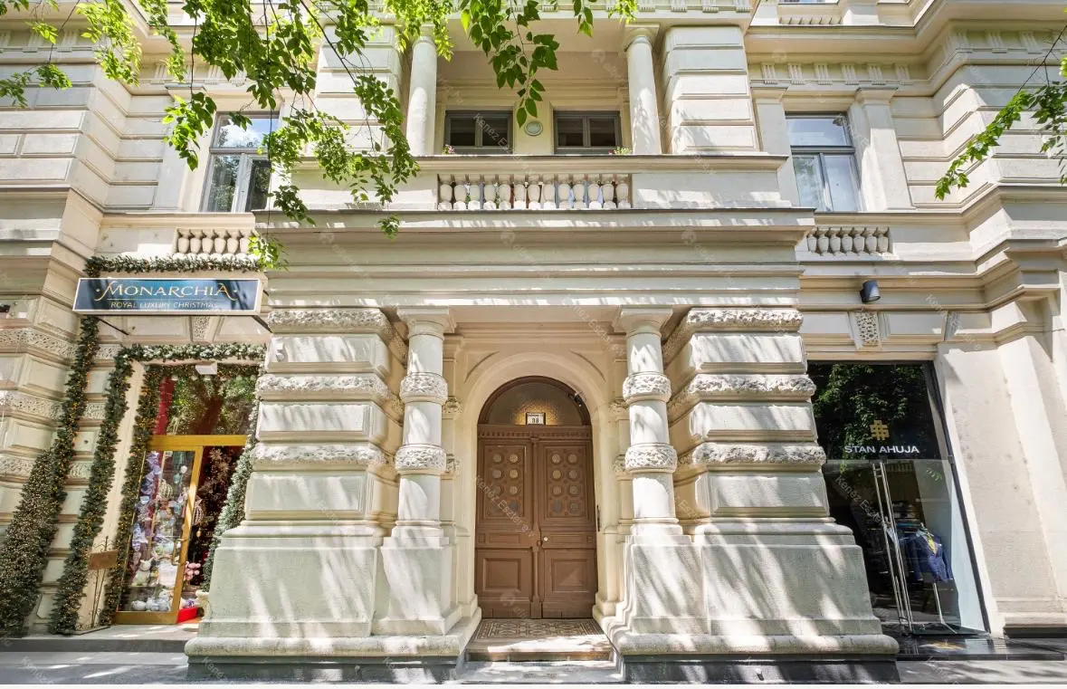 Kiadó albérlet 1497000 Ft/hó áron: Budapest, VI. kerület  Andrássy út. Mérete: 111 nm, 3 szobás | Alberlet.hu - 6660139