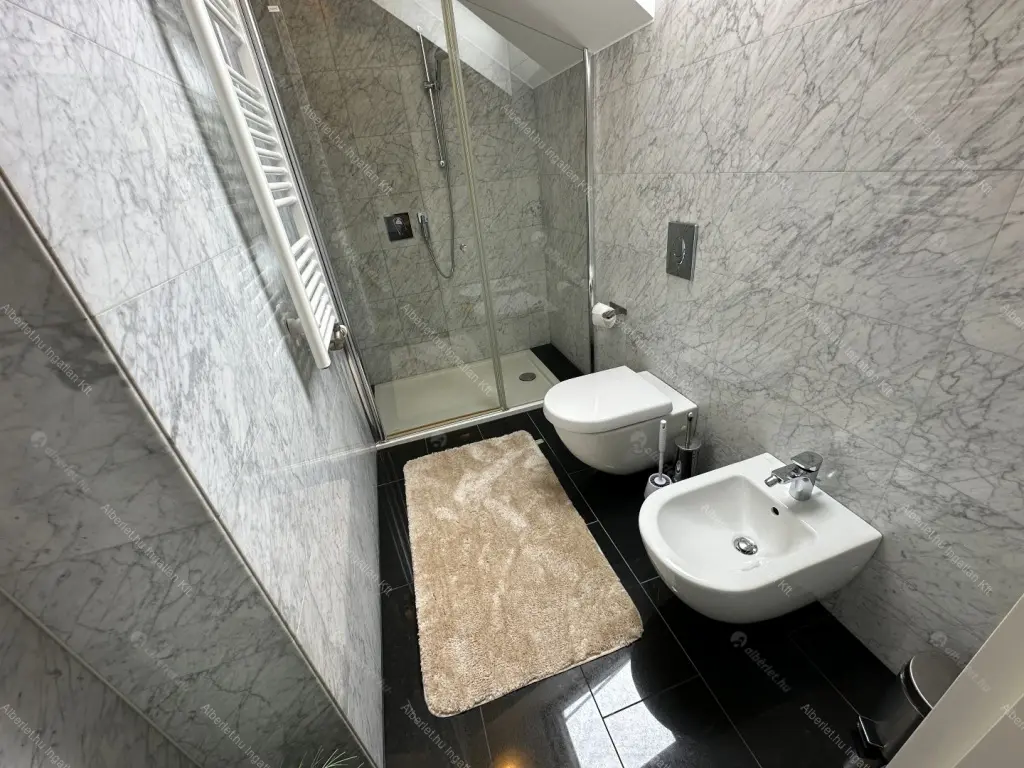 Kiadó albérlet 1160000 Ft/hó áron: Budapest, VI. kerület  Andrássy út. Mérete: 115 nm, 3 szobás | Alberlet.hu - 6702218