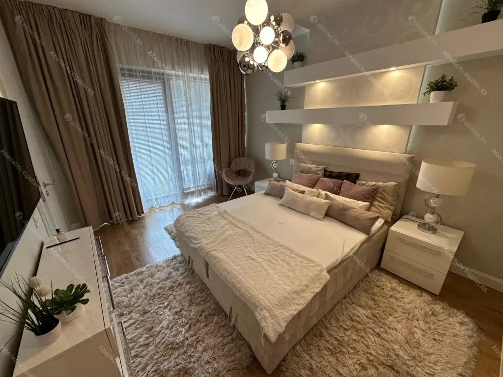 Kiadó albérlet 1160000 Ft/hó áron: Budapest, VI. kerület  Andrássy út. Mérete: 115 nm, 3 szobás | Alberlet.hu - 6702225