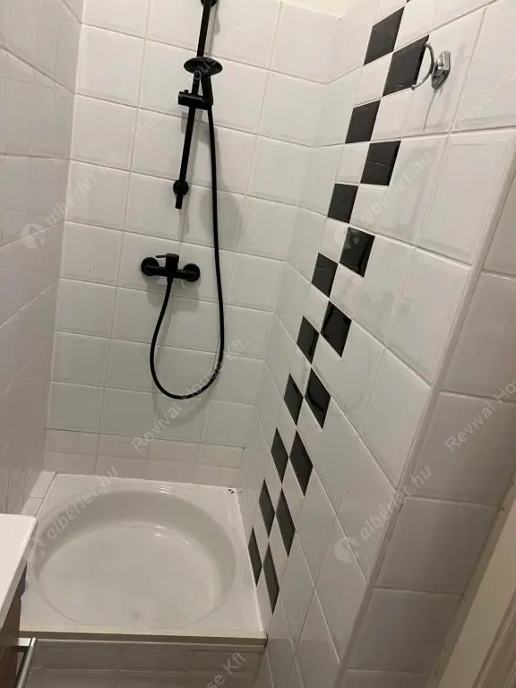 Kiadó albérlet 900000 Ft/hó áron: Budapest, VI. kerület  Andrássy út. Mérete: 128 nm, 3 szobás | Alberlet.hu - 6586681