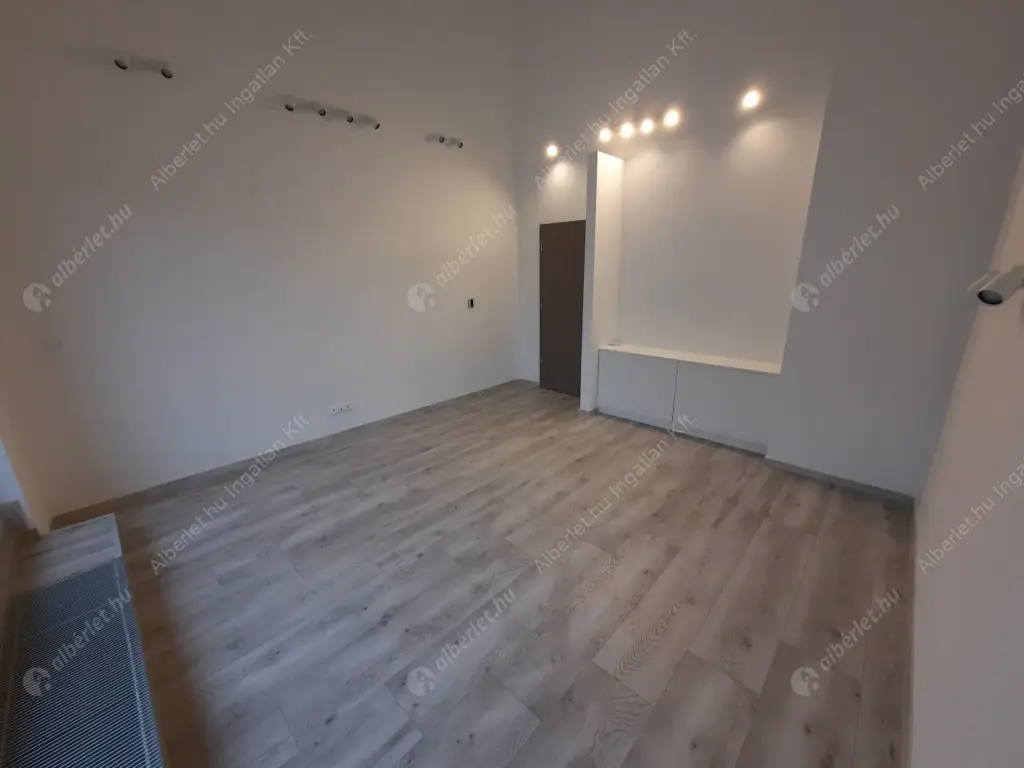 Kiadó albérlet 1104000 Ft/hó áron: Budapest, VI. kerület  Andrássy út. Mérete: 145 nm, 3 szobás | Alberlet.hu - 5862450
