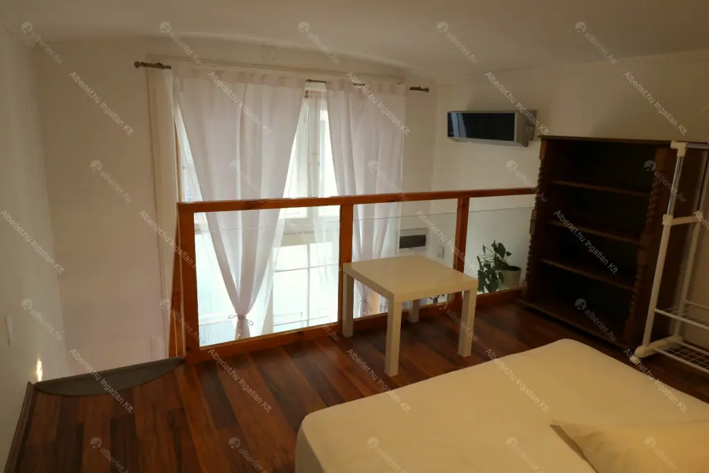 Kiadó albérlet 210000 Ft/hó áron: Budapest, VI. kerület  Andrássy út. Mérete: 35 nm, 1 szobás | Alberlet.hu - 6668516