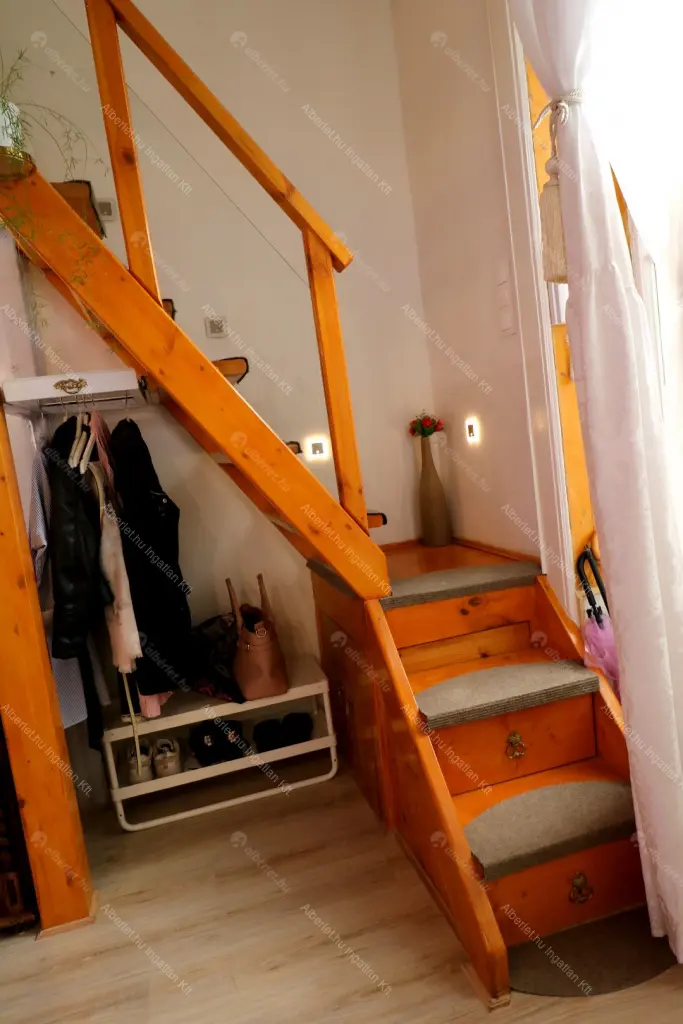 Kiadó albérlet 210000 Ft/hó áron: Budapest, VI. kerület  Andrássy út. Mérete: 35 nm, 1 szobás | Alberlet.hu - 6668519