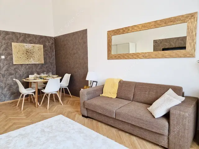 Kiadó albérlet 279000 Ft/hó áron: Budapest, VI. kerület  Andrássy út. Mérete: 40 nm, 1 szobás | Alberlet.hu - 6261345