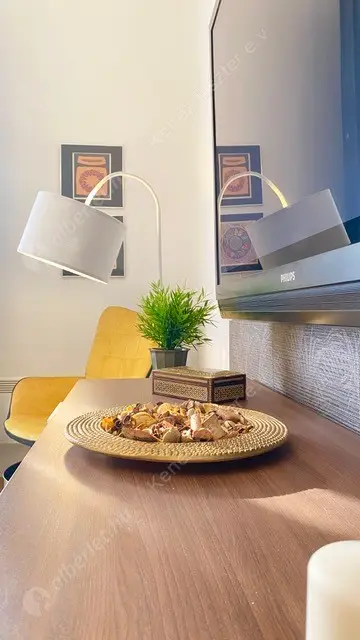 Kiadó albérlet 279000 Ft/hó áron: Budapest, VI. kerület  Andrássy út. Mérete: 40 nm, 1 szobás | Alberlet.hu - 6261350