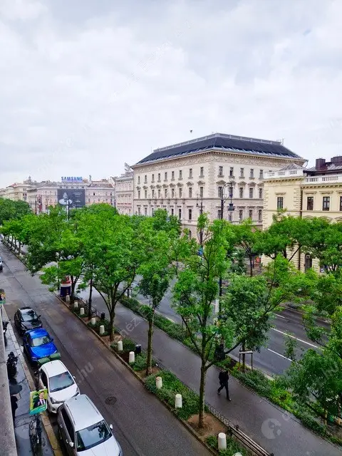 Kiadó albérlet 279000 Ft/hó áron: Budapest, VI. kerület  Andrássy út. Mérete: 40 nm, 1 szobás | Alberlet.hu - 6261357