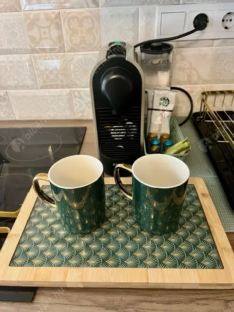 Kiadó albérlet 245000 Ft/hó áron: Budapest, VI. kerület  Andrássy út. Mérete: 40 nm, 1 szobás | Alberlet.hu - 6631820