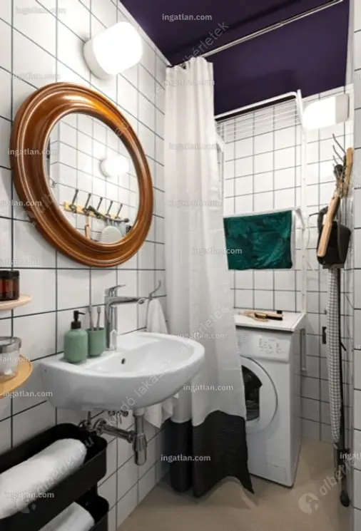 Kiadó albérlet 320000 Ft/hó áron: Budapest, VI. kerület  Andrássy út. Mérete: 40 nm, 1 szobás | Alberlet.hu - 6632381