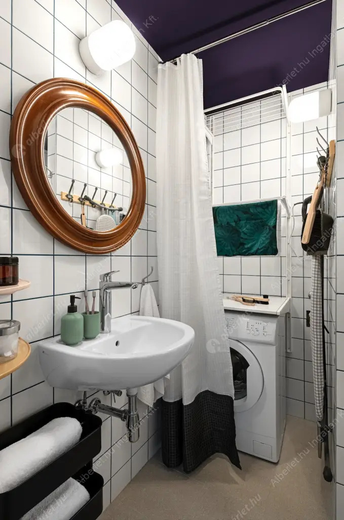 Kiadó albérlet 320000 Ft/hó áron: Budapest, VI. kerület  Andrássy út. Mérete: 41 nm, 1 szobás | Alberlet.hu - 6631097