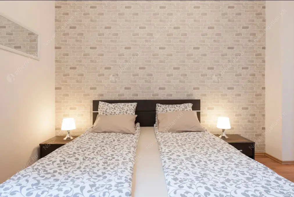 Kiadó albérlet 230000 Ft/hó áron: Budapest, VI. kerület  Andrássy út. Mérete: 42 nm, 1 szobás | Alberlet.hu - 6630601